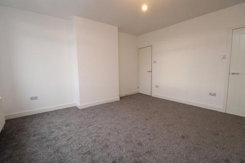 3 bedroom end of terrace house to rent, Richmond Terrace, Pudsey, West Yorkshire, UK, LS28