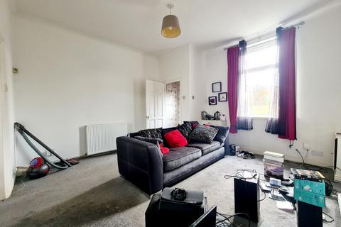 2 bedroom terraced house to rent, Holland Street, Denton, Manchester, Greater Manchester, M34