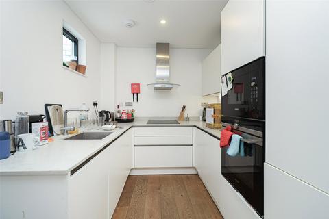 3 bedroom apartment for sale, Commercial Road, Whitechapel, E1