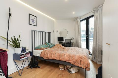 3 bedroom apartment for sale, Commercial Road, Whitechapel, E1