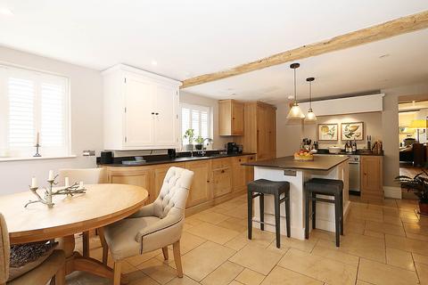 4 bedroom house for sale, Whitchurch On Thames, Oxfordshire - Easy walk to Pangbourne station & shops