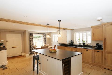 4 bedroom house for sale, Whitchurch On Thames, Oxfordshire - Easy walk to Pangbourne station & shops