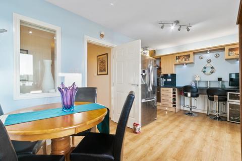 4 bedroom flat for sale, Littlemill Place, Bowling, West Dunbartonshire, G60