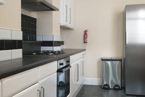 4 bedroom terraced house to rent, Lincoln LN2