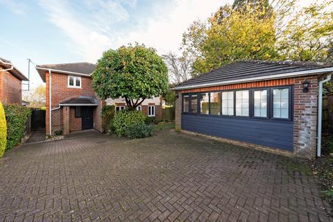 4 bedroom detached house for sale, Le Corte Close, Hertfordshire WD4