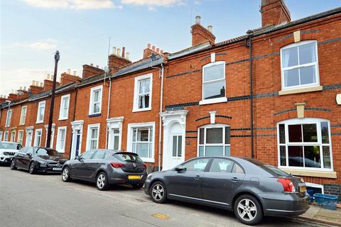 2 bedroom terraced house to rent, Upper Thrift Street, Abington, NN1