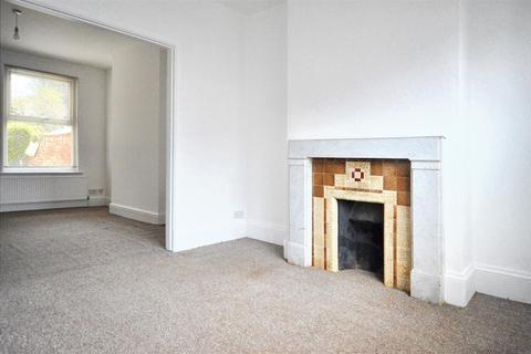 2 bedroom terraced house to rent, Upper Thrift Street, Abington, NN1