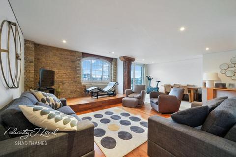 1 bedroom apartment for sale, Butlers Wharf, Shad Thames, SE1