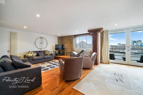 1 bedroom apartment for sale, Butlers Wharf, Shad Thames, SE1