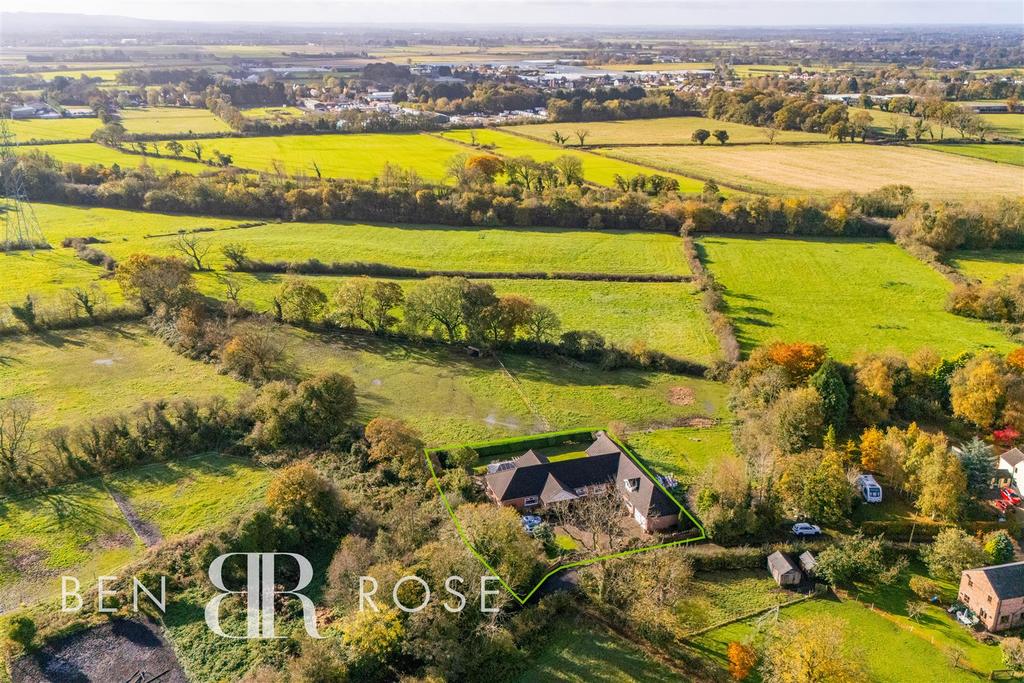 Aerial View - Surroundings