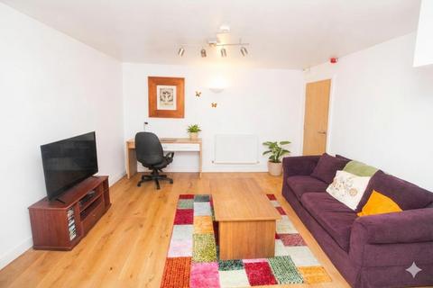 undefined, Richmond Road, Cardiff CF24