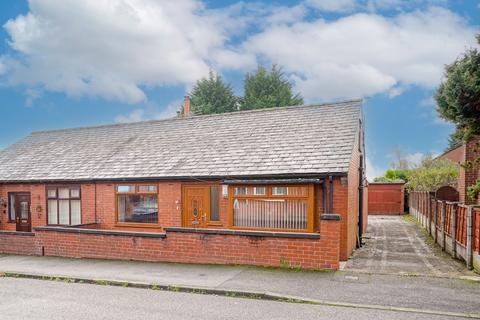 2 bedroom semi-detached bungalow for sale, Rainshaw Street, Bolton, BL1