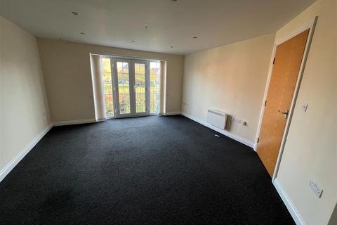 2 bedroom flat for sale, Birkby Close, Hamilton