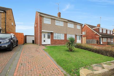 3 bedroom semi-detached house for sale, Grangeway, Rushden NN10