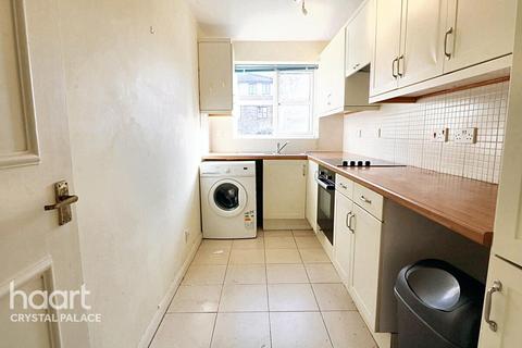 2 bedroom flat for sale, Victoria Crescent, London