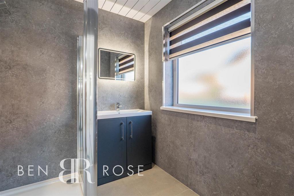 Master Ensuite