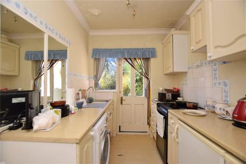 11 Reynolds Avenue, Chadwell Heath, Romford, RM6 4NT