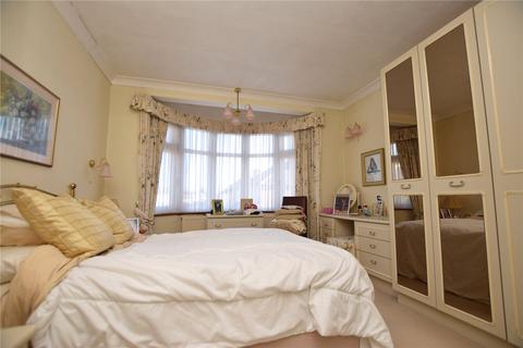 11 Reynolds Avenue, Chadwell Heath, Romford, RM6 4NT