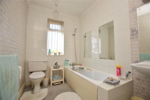 11 Reynolds Avenue, Chadwell Heath, Romford, RM6 4NT