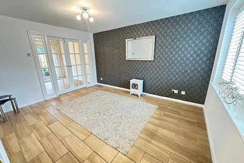 3 bedroom detached house to rent, Tennyson Avenue, Houghton Regis, Dunstable, Bedfordshire, LU5 5UQ