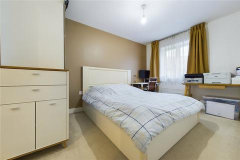 5 Lawrence Place, Shinfield, Reading, RG2 9RS