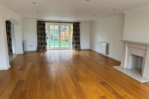 3 bedroom detached house to rent, North Green, Hertford SG14