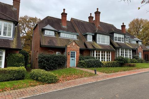 3 bedroom semi-detached house to rent, North Green, Hertford SG14