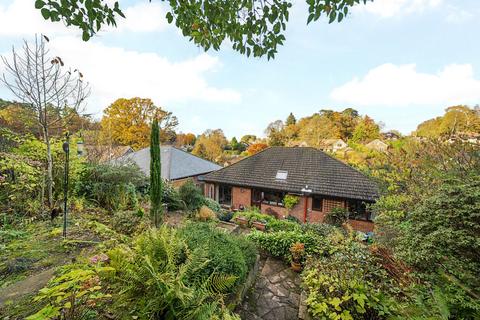 4 bedroom bungalow for sale, Honeysuckle Lane, Hampshire GU35