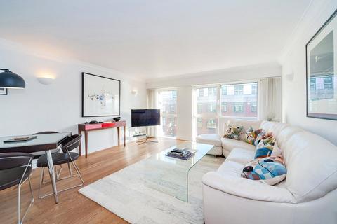 1 bedroom flat for sale, Charter House, Crown Court, London, WC2B