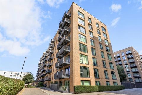 1 bedroom flat for sale, Banyan Court | Royal Warf | Pontoon Dock | London