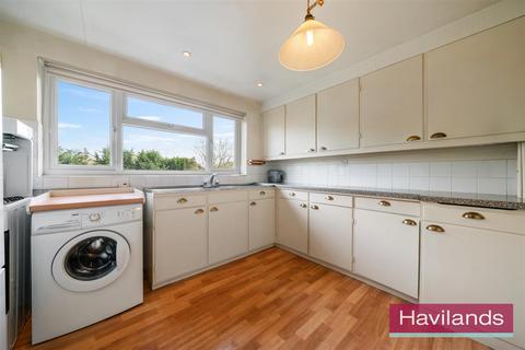 2 bedroom maisonette for sale, Eversley Park Road, London