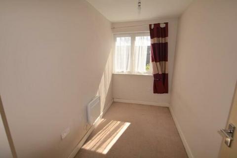 2 bedroom apartment to rent, Knot Tiers Drive, Northampton NN5