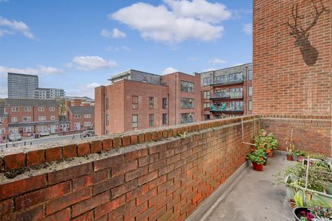 2 bedroom duplex for sale, Parnell Road, Bow