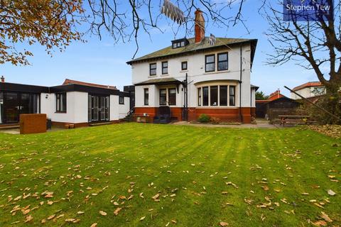 4 bedroom detached house for sale, Broadway, Blackpool, FY4