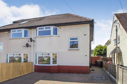 3 bedroom semi-detached house to rent, Francis Way Cippenham Berkshire