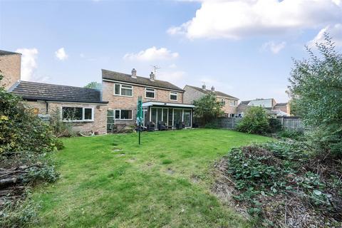 3 Heath Close, Polstead Heath, Colchester, CO6 5BE