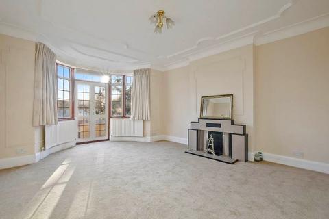 5 bedroom detached house to rent, Alexander Avenue, London, NW10