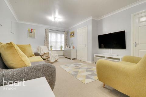 3 bedroom semi-detached house for sale, Harrier Close, Ipswich
