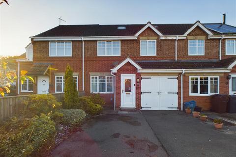 4 bedroom terraced house for sale, 5 Hudson Close, Malton, North Yorkshire, YO17 7FJ