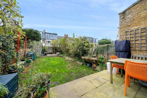 4 bedroom terraced house for sale, Freshford Street, Earlsfield