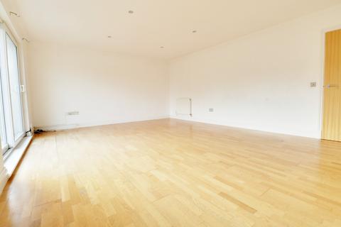 2 bedroom apartment to rent, Charing Court, Bromley BR2