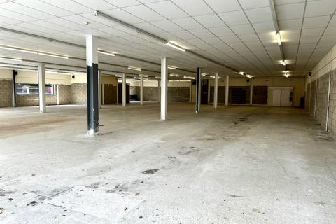 Retail property (high street) to rent, Unit 3, Royal Oak Court, Market Drayton, TF9 3EB