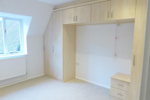 1 bedroom flat to rent, Birnbeck Court, Finchley Road, London, NW11