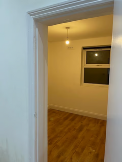 1 bedroom flat to rent, High Road Leytonstone, London E11