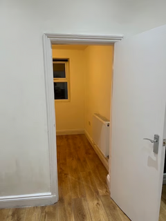 1 bedroom flat to rent, High Road Leytonstone, London E11