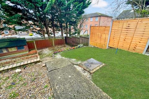 2 bedroom maisonette for sale, Falconers Road, Luton, Bedfordshire, LU2 9ET