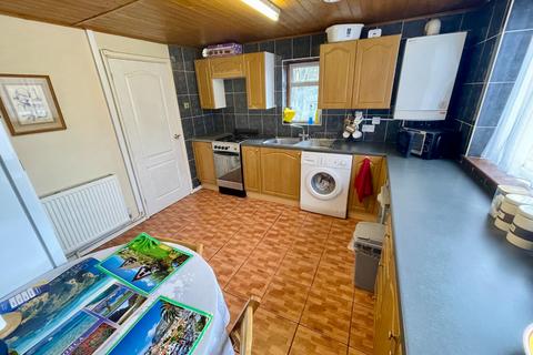 2 bedroom maisonette for sale, Falconers Road, Luton, Bedfordshire, LU2 9ET