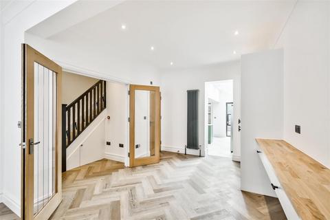 4 bedroom house to rent, Rosaville Road, Fulham