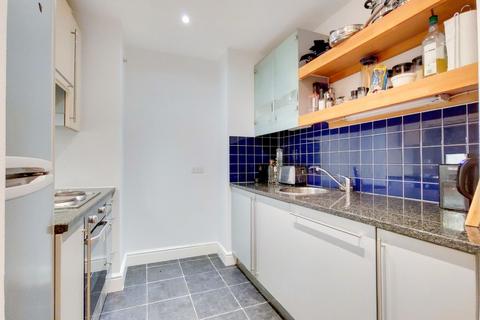 2 bedroom apartment to rent, Naylor Building West, Assam Street, Aldgate E1