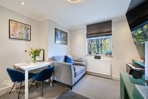 1 bedroom apartment for sale, Lansdowne Lane, London